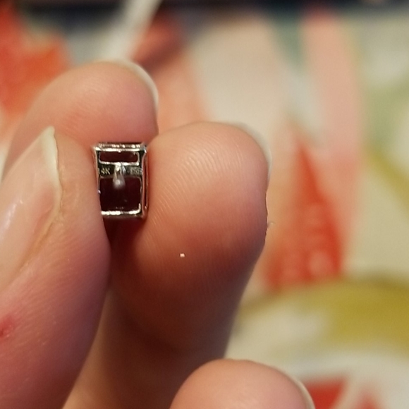 14k white gold amethyst earrings NIB - Picture 2 of 3